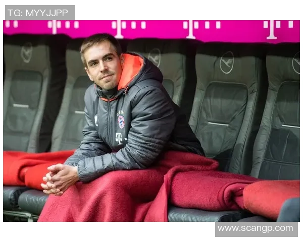 足球球星格兰德是谁 探秘他的职业生涯与精彩瞬间解析